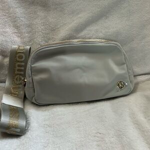 NWT Lululemon Everywhere Belt Bag